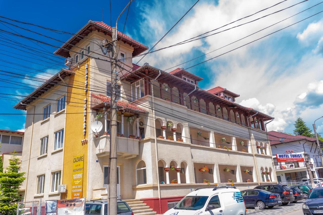 Hotel Turist Pucioasa Bagian luar foto